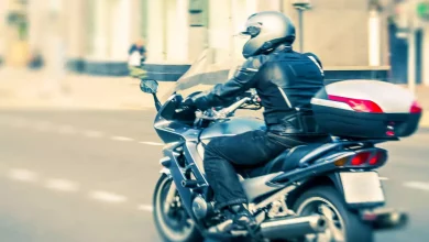 Andar à noite pode ser traiçoeiro para os motociclistas