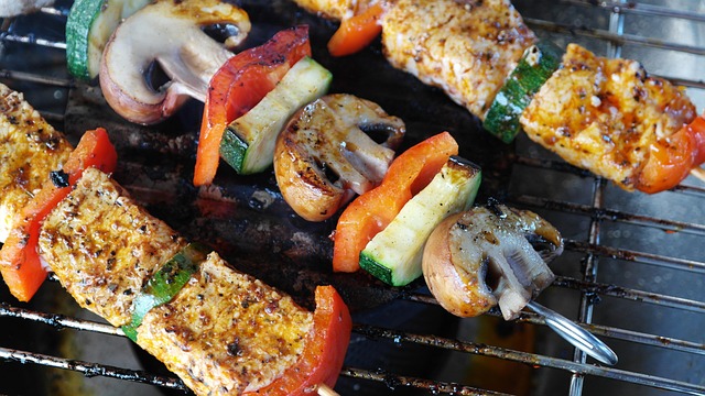 Como funciona um buffet de churrasco em casa